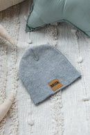 Newborn-Beanie mit Statement - Milli Wonka